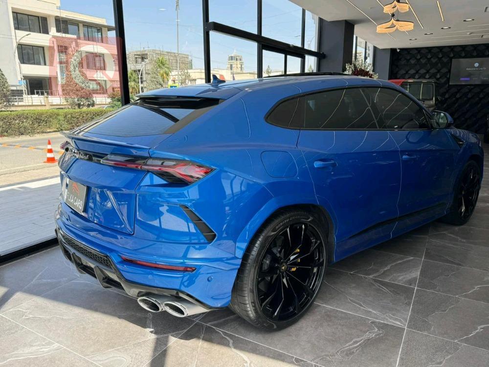 لامبورغيني اوروس